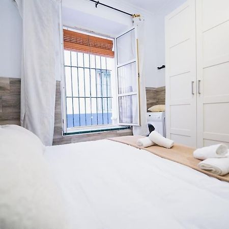 Apartamento En El Barrio De San Lorenzo, Junto A La Basilica Del Gran Poder Sewilla Zewnętrze zdjęcie