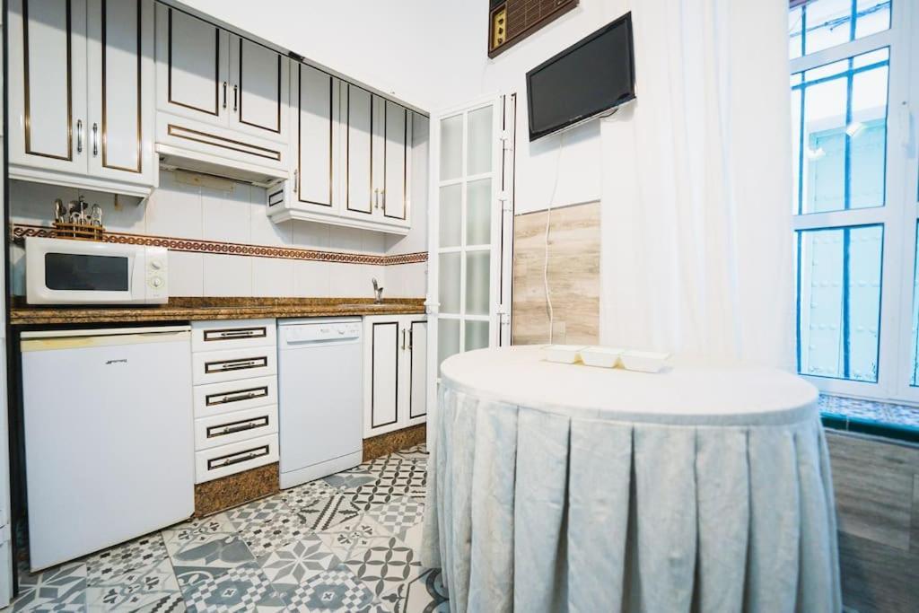 Apartamento En El Barrio De San Lorenzo, Junto A La Basilica Del Gran Poder Sewilla Zewnętrze zdjęcie