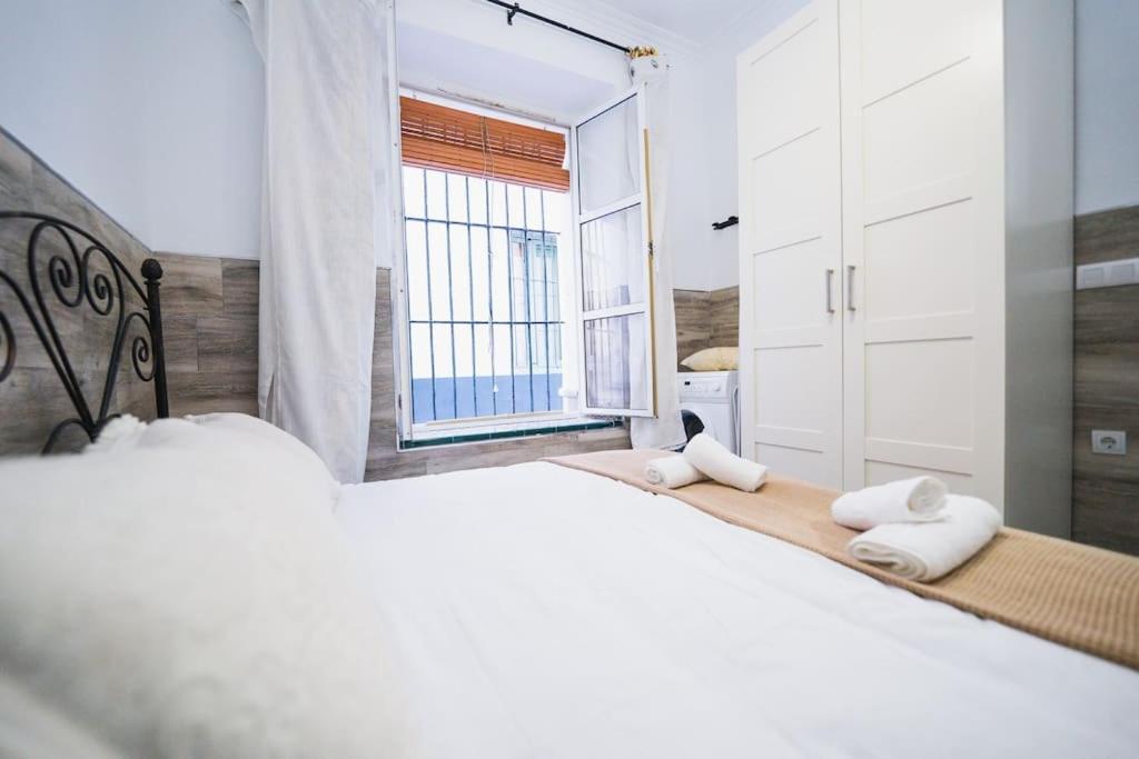 Apartamento En El Barrio De San Lorenzo, Junto A La Basilica Del Gran Poder Sewilla Zewnętrze zdjęcie