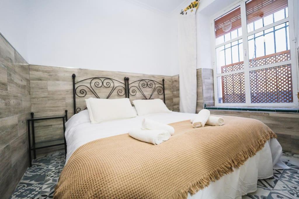 Apartamento En El Barrio De San Lorenzo, Junto A La Basilica Del Gran Poder Sewilla Zewnętrze zdjęcie
